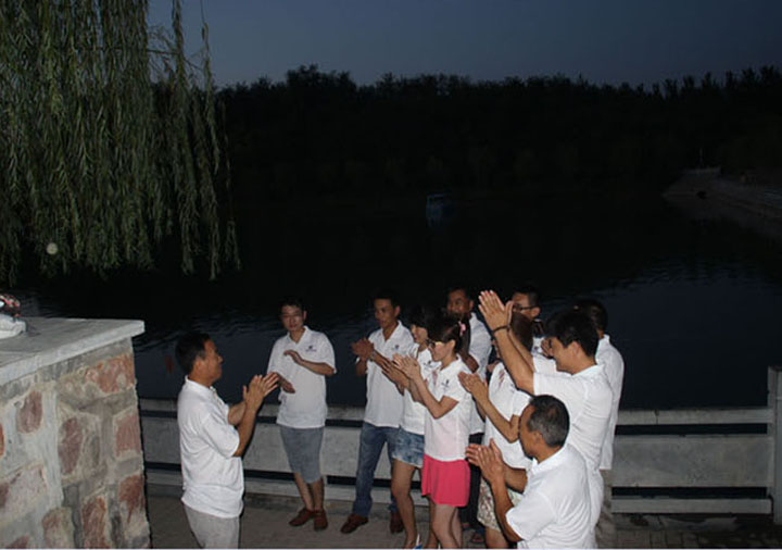 陸臺全體員工去少林寺、白云山旅游